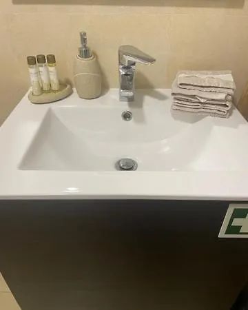 Luxor アパート セトゥーバル